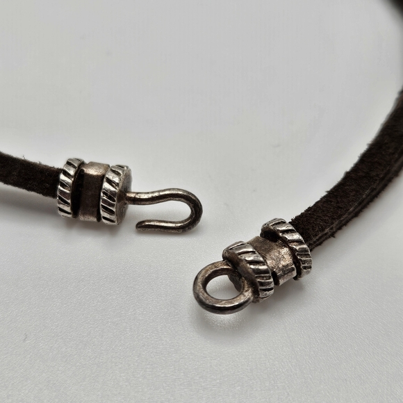 VINTAGE Genuine Stone Wood Three Strand Leather Boho Beaded Necklace - Picture 7 of 7